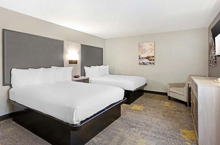 Best Western Plus Weston Inn