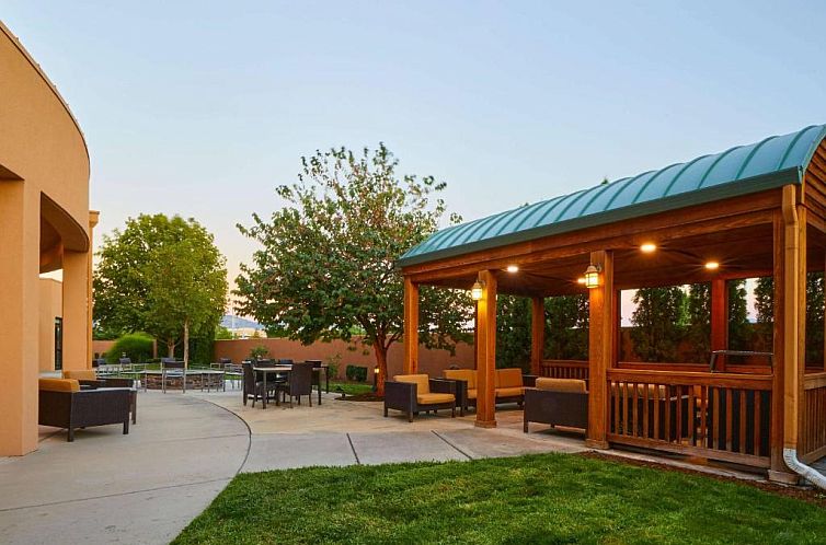 Courtyard Medford Airport