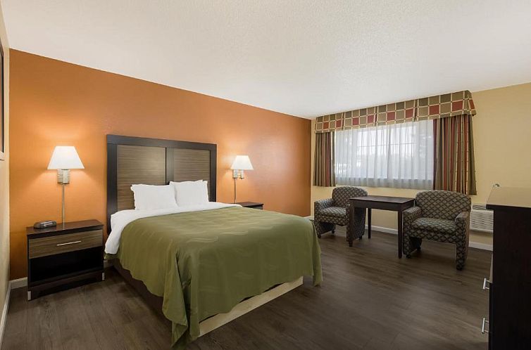 Quality Inn & Suites Medford Airport