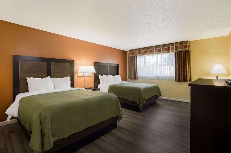 Quality Inn & Suites Medford Airport