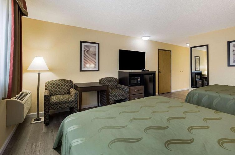 Quality Inn & Suites Medford Airport