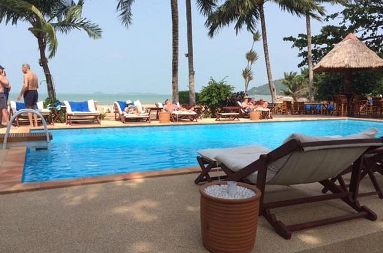 The Waterfront Boutique Hotel & Cafe