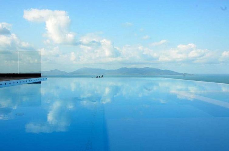 Villa Blue