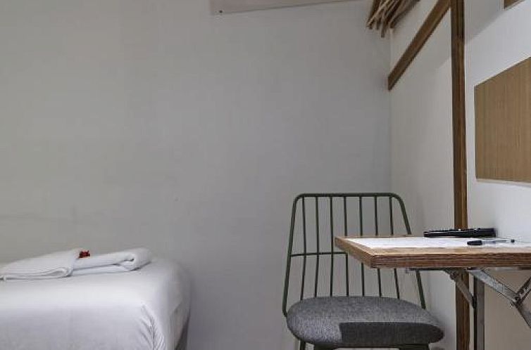 Pensión AliciaZzz Bed And Breakfast Bilbao