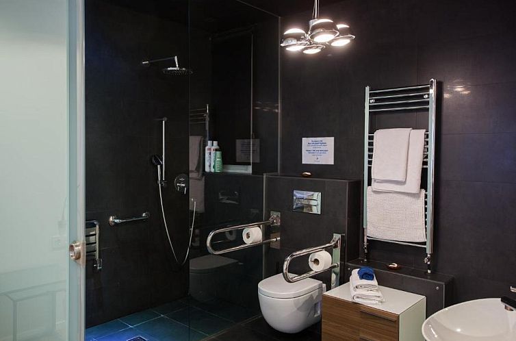 Baps Apartments