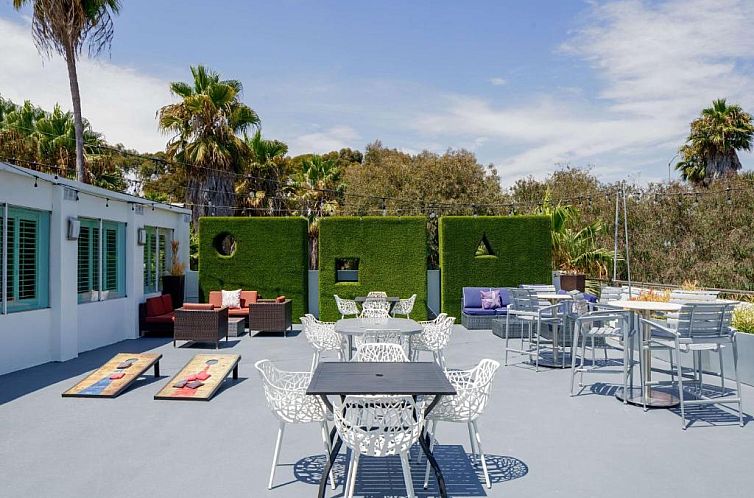 DoubleTree Suites by Hilton Doheny Beach