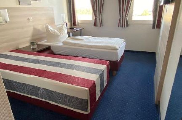 Motel 44