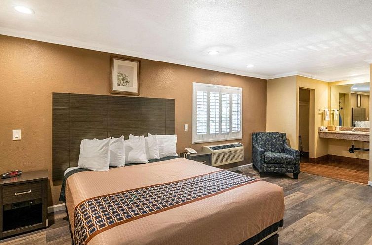 Rodeway Inn Artesia Cerritos