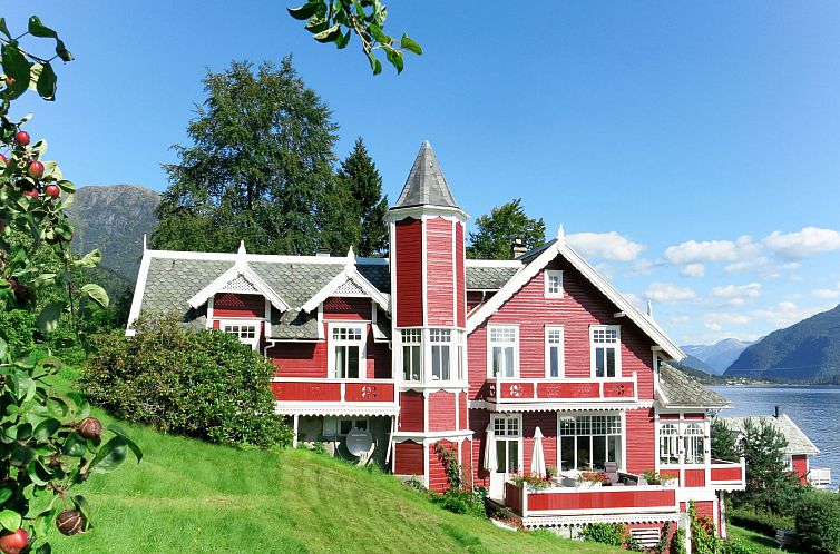 Guest house 2760116 - Apartment West Noorwegen - Appartement Villa Lorna