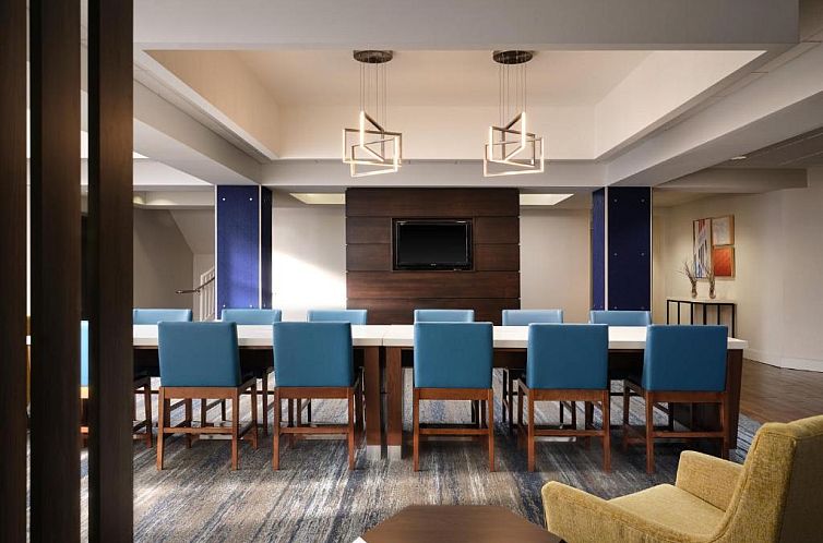 Holiday Inn Express and Suites New Orleans Airport, an IHG H