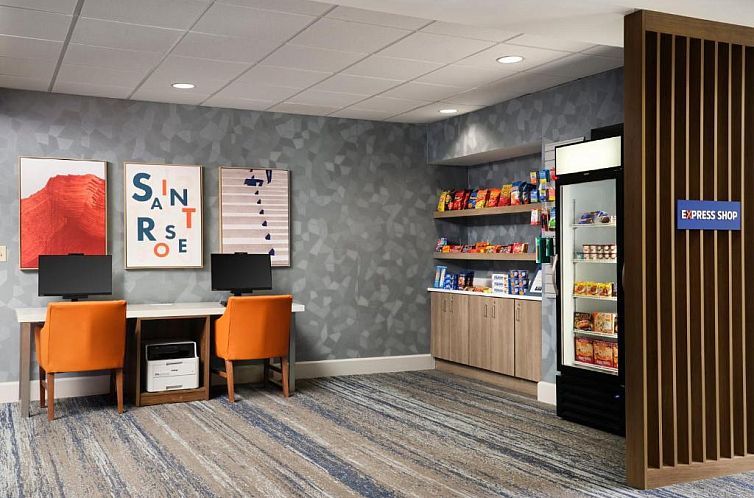 Holiday Inn Express and Suites New Orleans Airport, an IHG H