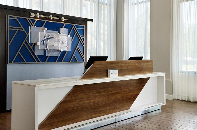 Holiday Inn Express and Suites New Orleans Airport, an IHG H