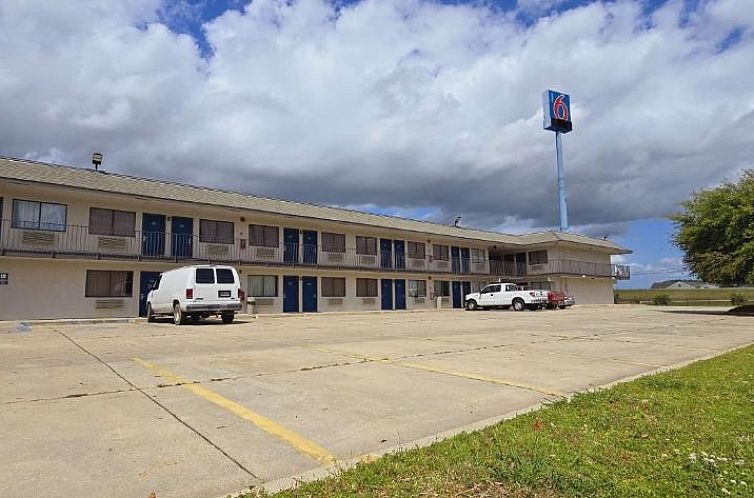 Motel 6-Slidell, LA - New Orleans