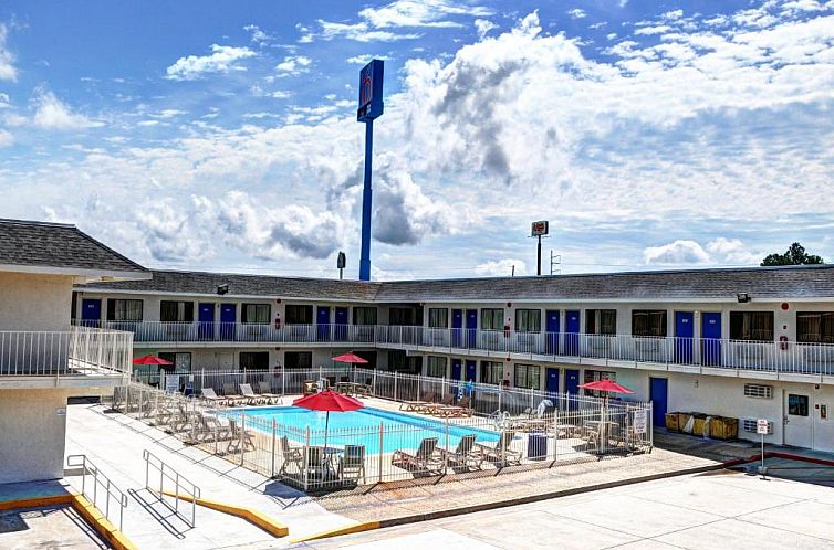 Motel 6-Slidell, LA - New Orleans