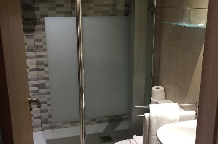 Apartamentos Turisticos Maria Guerrero