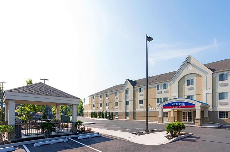 Candlewood Suites Secaucus, an IHG Hotel