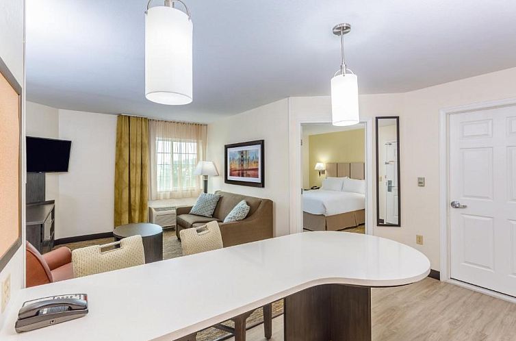 Candlewood Suites Secaucus, an IHG Hotel