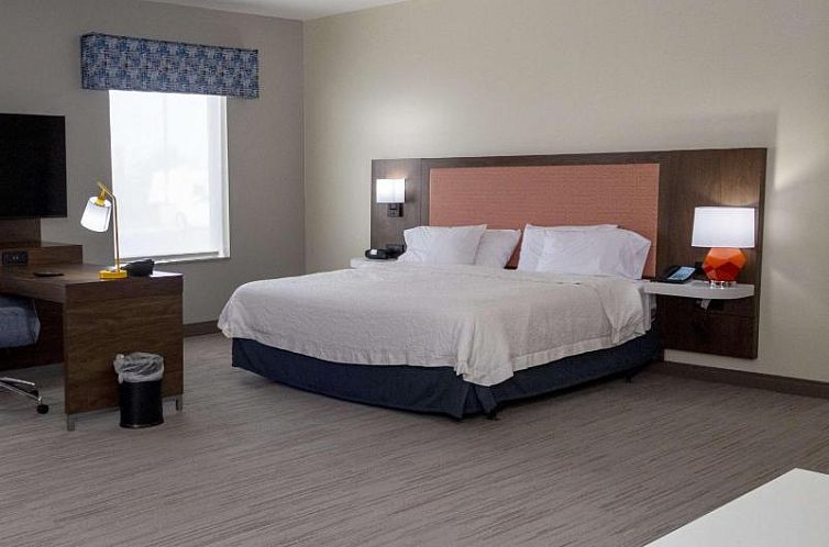Hampton Inn & Suites Riverton