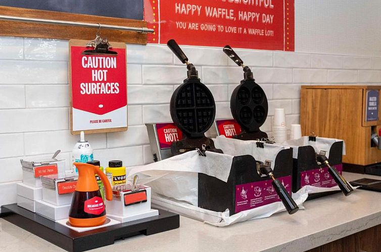 Hampton Inn & Suites Riverton