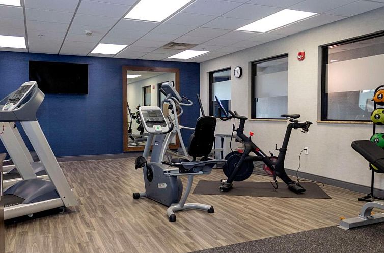 Hampton Inn & Suites Riverton