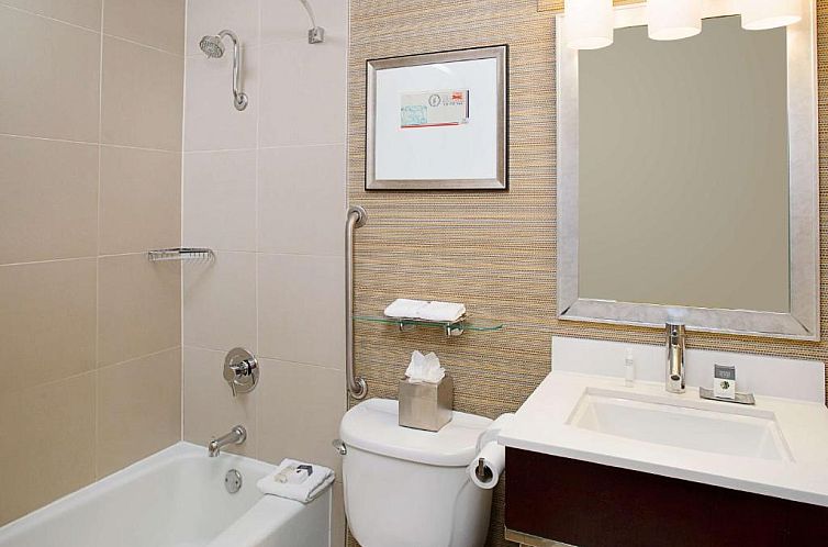DoubleTree by Hilton Baltimore - BWI Airport