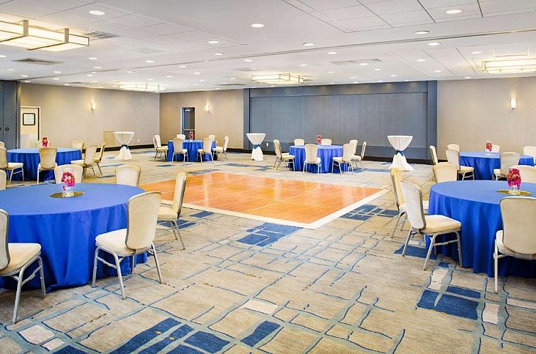DoubleTree by Hilton Baltimore - BWI Airport