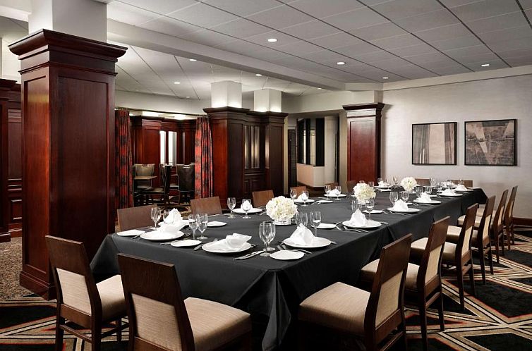 Hilton Arlington
