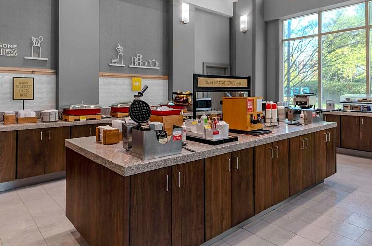 Hampton Inn & Suites Reagan National Airport - Crystal City