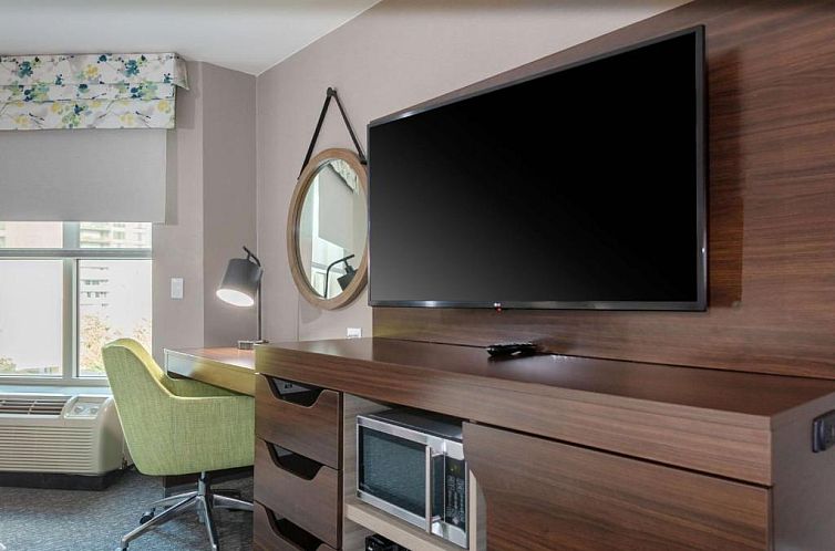 Hampton Inn & Suites Reagan National Airport - Crystal City