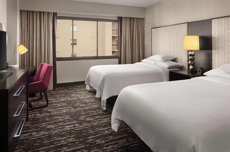 Embassy Suites Crystal City - National Airport