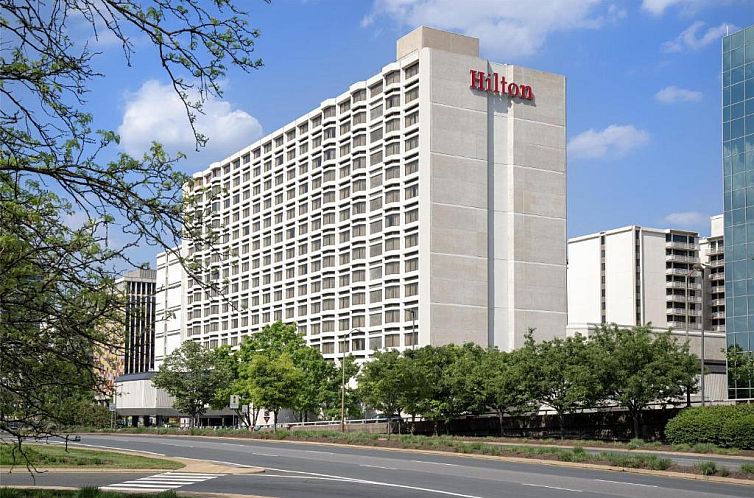 Hilton Crystal City at Washington Reagan National Airport