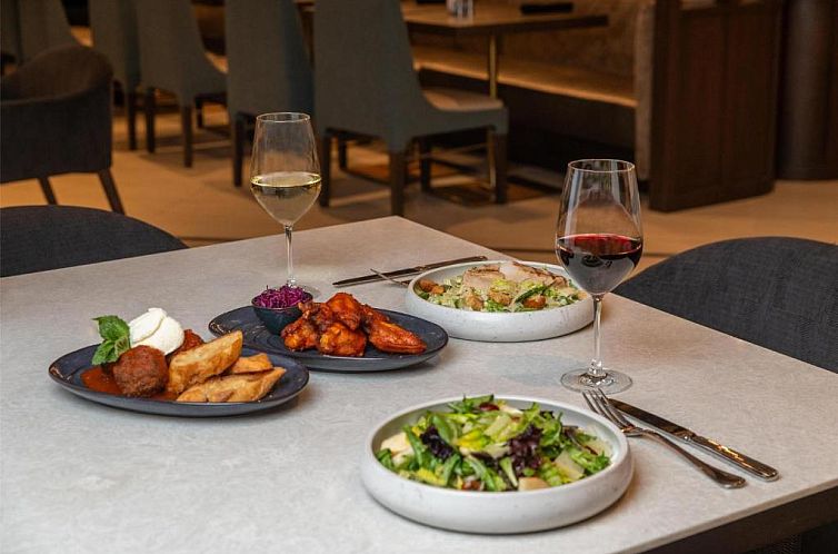 Hilton Crystal City at Washington Reagan National Airport