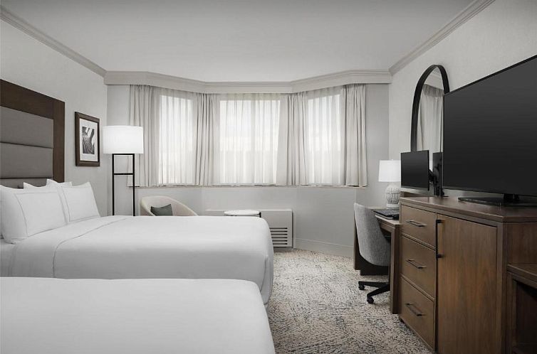 Hilton Crystal City at Washington Reagan National Airport