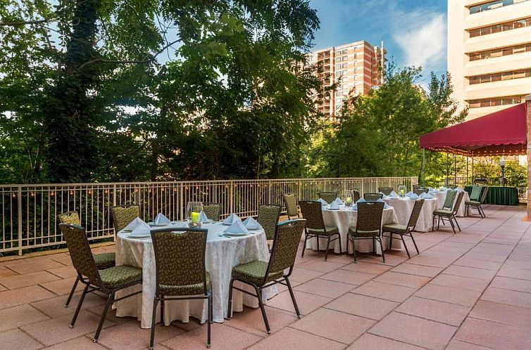 Hilton Garden Inn Arlington/Courthouse Plaza