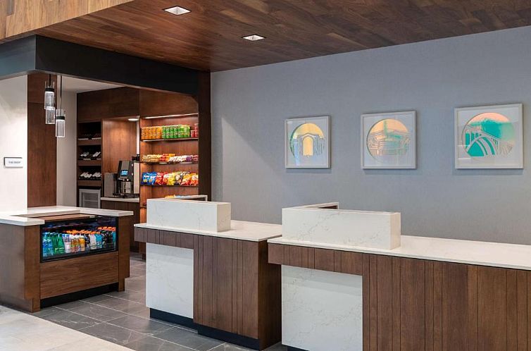 Hilton Garden Inn Arlington/Courthouse Plaza