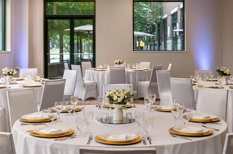 Hilton Garden Inn Shirlington