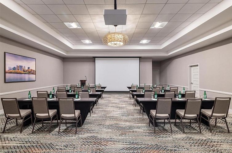 Hilton Garden Inn Shirlington