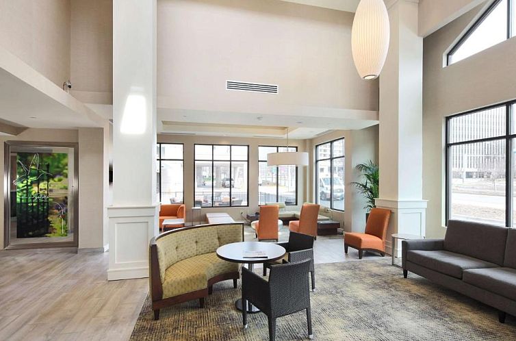 Hilton Garden Inn Reagan National Airport