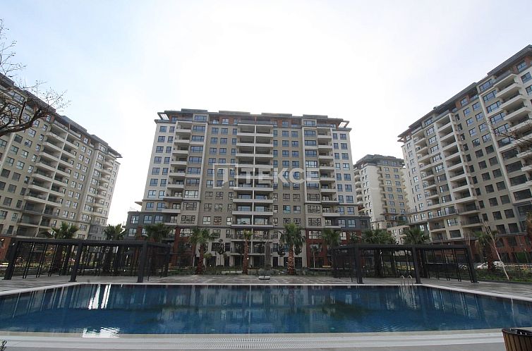 Geschakelde woning in Kavaklı