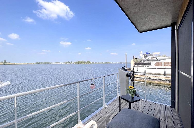 Jopies Houseboat