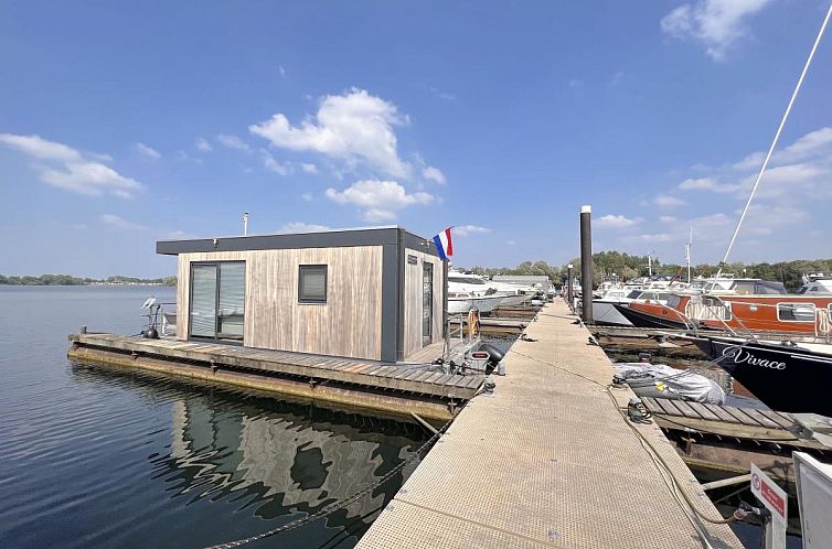 Jopies Houseboat