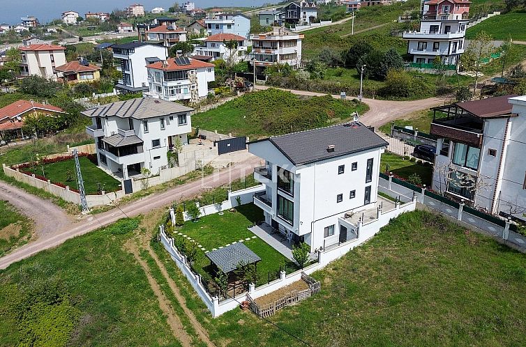 Vrijstaande woning in Termal