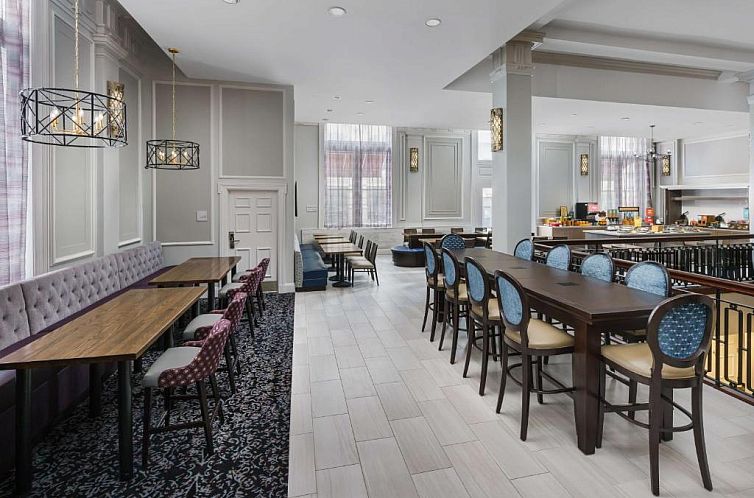 Hampton Inn & Suites Baltimore Inner Harbor