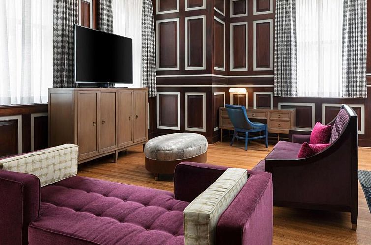 Hampton Inn & Suites Baltimore Inner Harbor