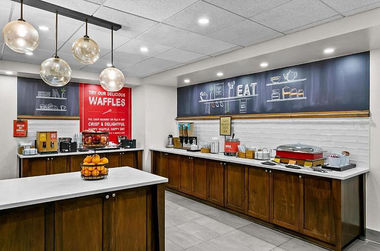 Hampton Inn & Suites Baltimore/Woodlawn