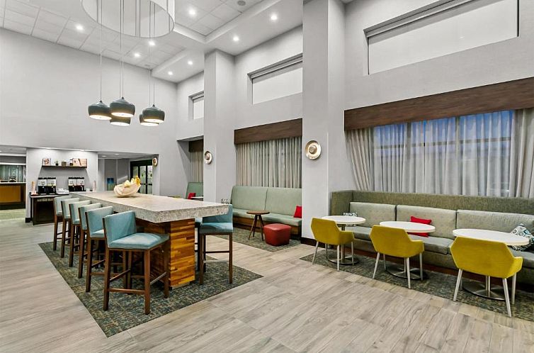 Hampton Inn & Suites Baltimore/Woodlawn