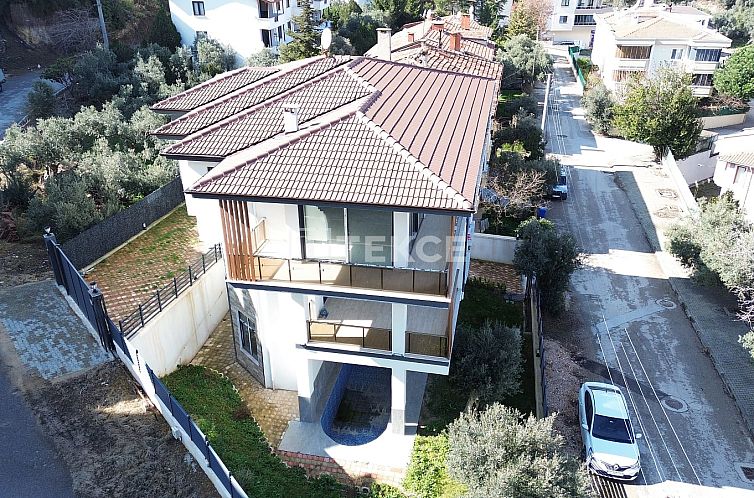 Vrijstaande woning in Mudanya