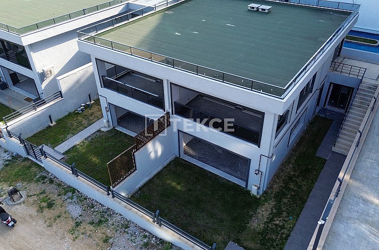 Vrijstaande woning in Çınarcık