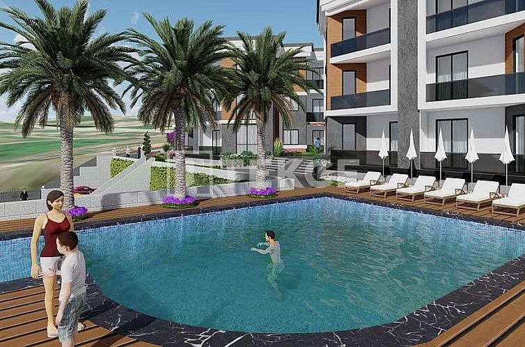 Geschakelde woning in Çamlık