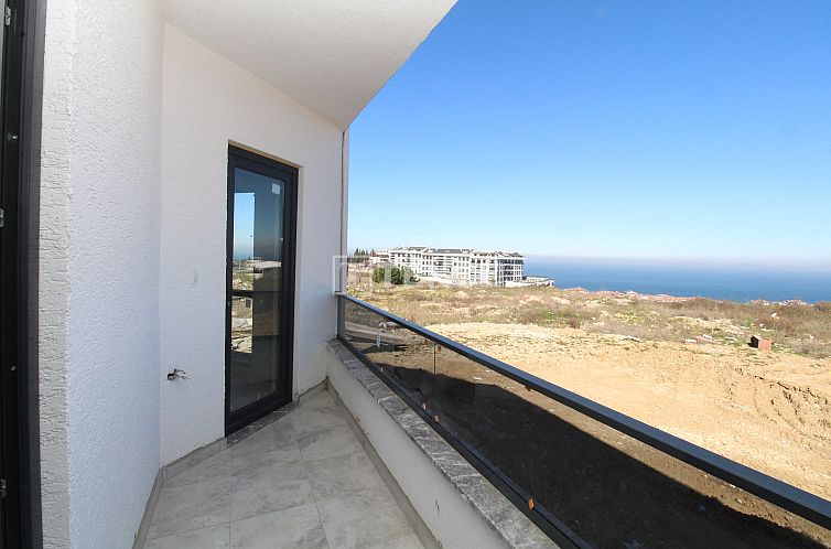 Geschakelde woning in Çamlık